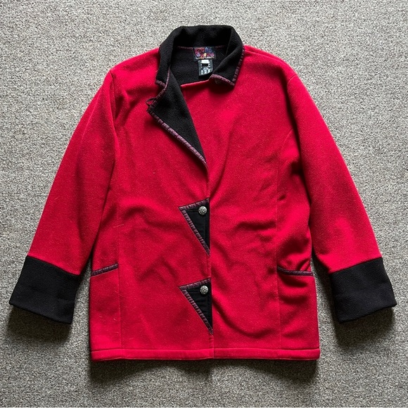 Vintage Red Fleece Button Front Jacket Womens XS Black Collar Polartec Retro 90s - Picture 2 of 16